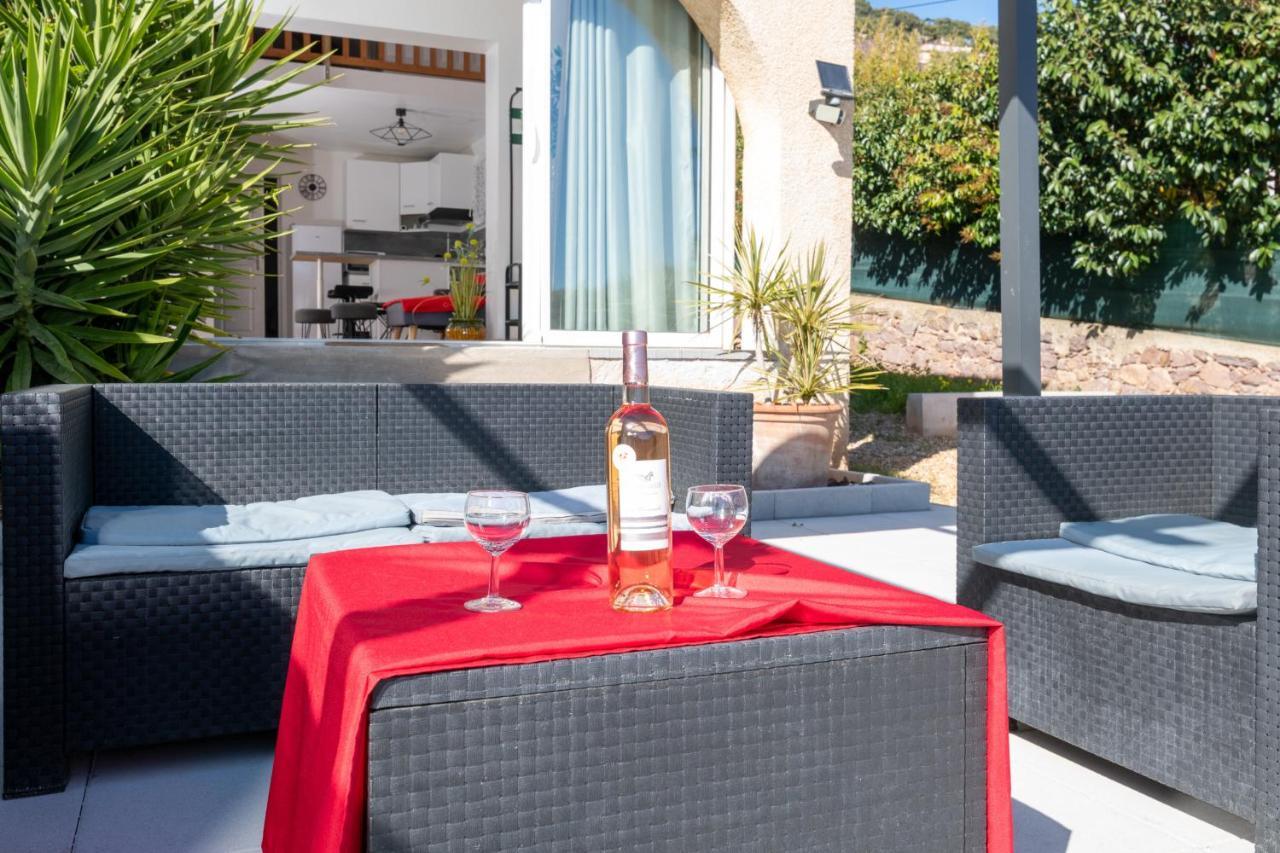 Face A La Mer Superbe Villa Terrasse Barbecue Le Pradet การ์เกราน ภายนอก รูปภาพ